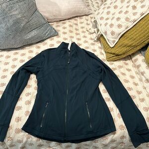 Lululemon like new light jacket